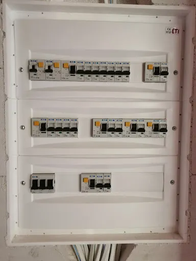 AMPER - Usługi Elektryczne -GŁOWACKI KRZYSZTOF JABŁOŃSKI PAWEŁ S.C.